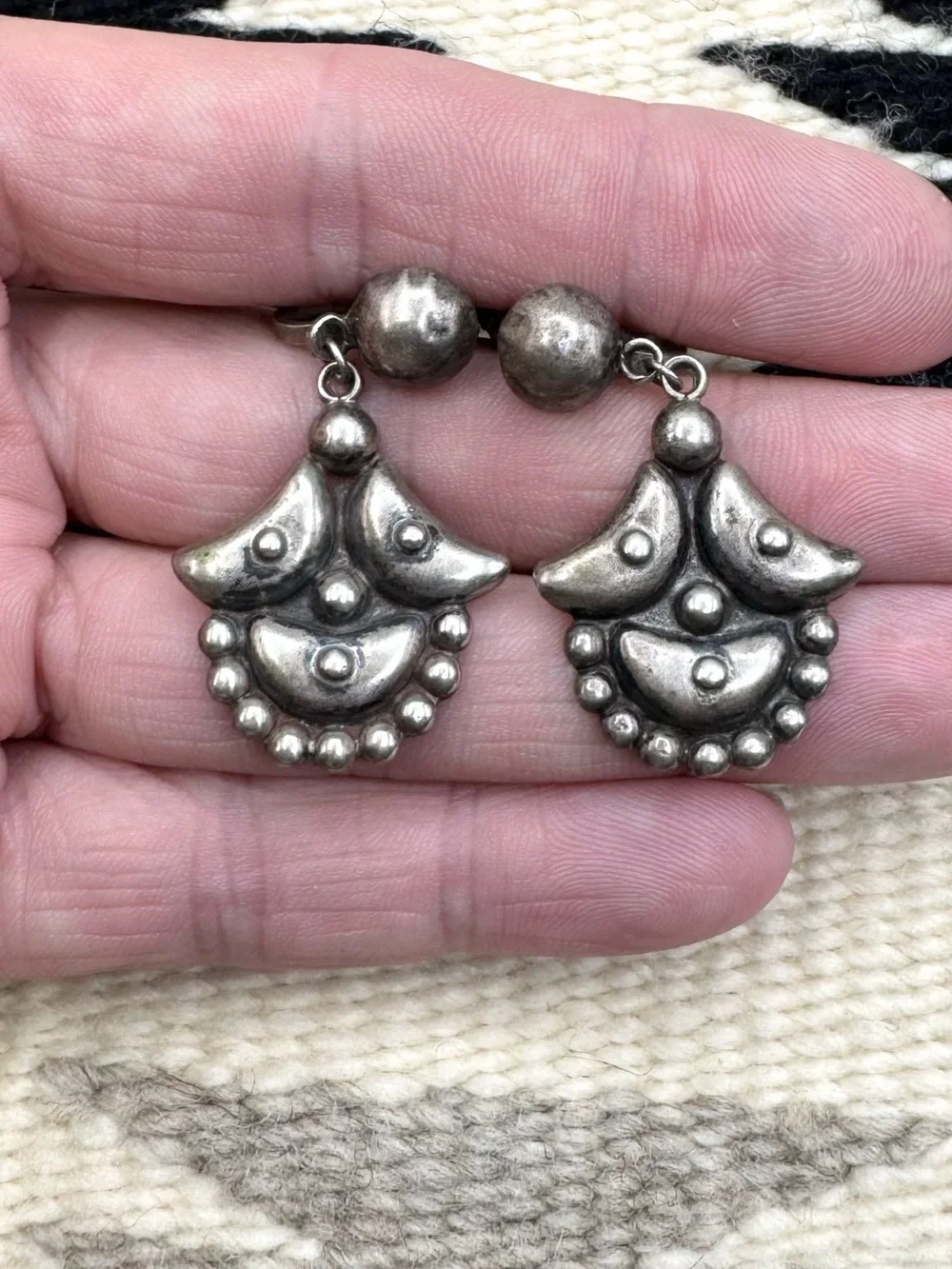 Antique 1920's Mexico Sterling Silver Screw Back Dangle Earrings